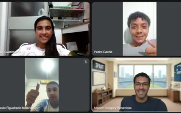 Aula ao vivo da TUFE em videochamada